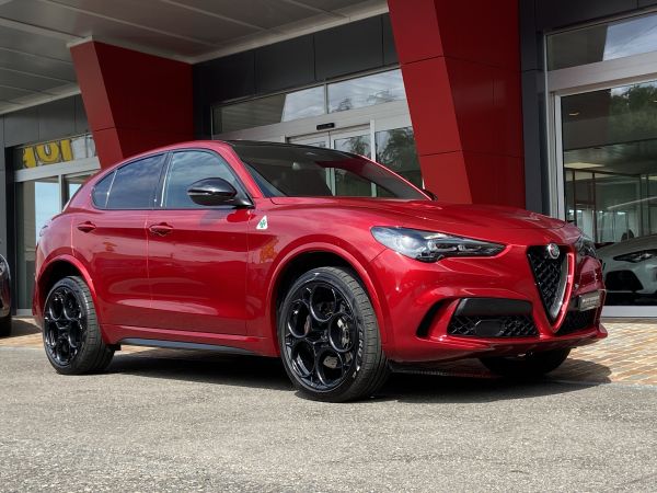 Alfa Romeo Quadrifoglio