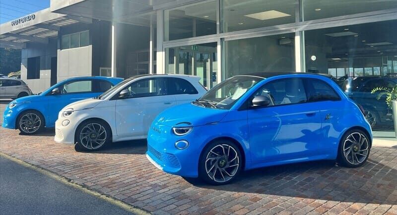 Erlebe den NEUEN Abarth 500 Elektro