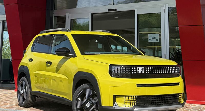 Lernen Sie das neue Familienmitglied von Fiat kennen, der neue Fiat GRANDE Panda